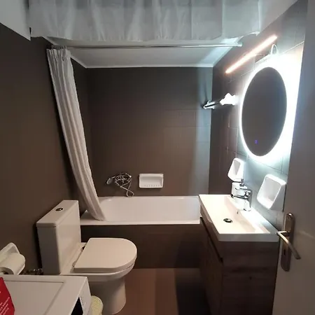 Artemis Sunset View Apartment Pylos